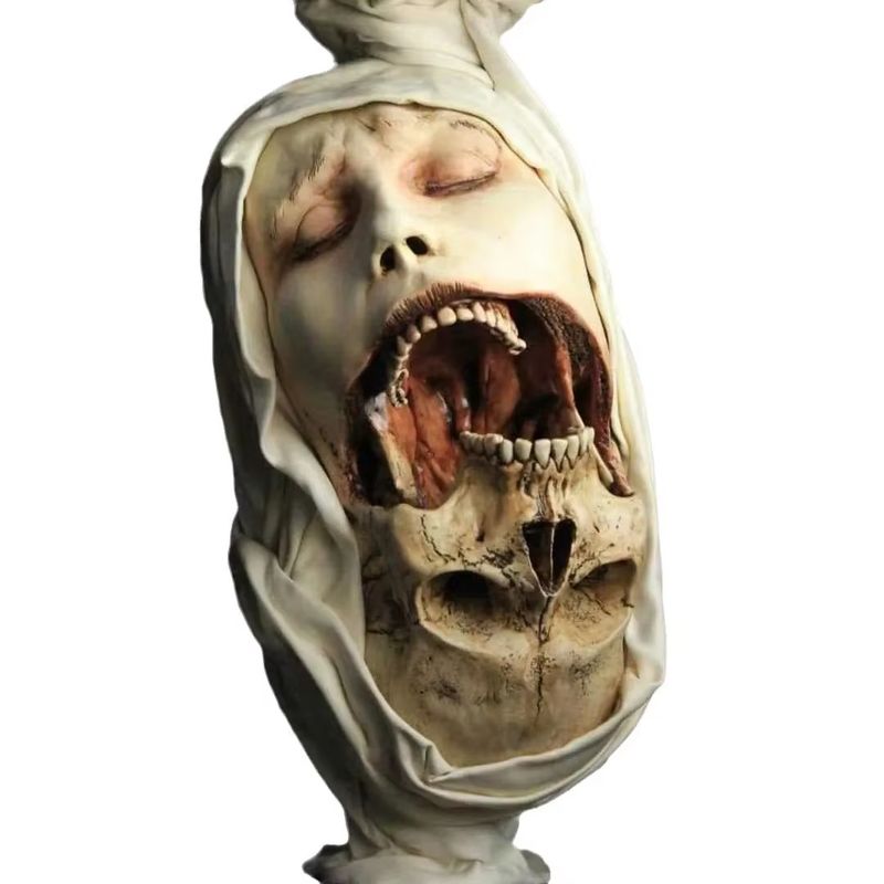 Transfiguratio Mortis Statue A - Resin Art Work recension och pris